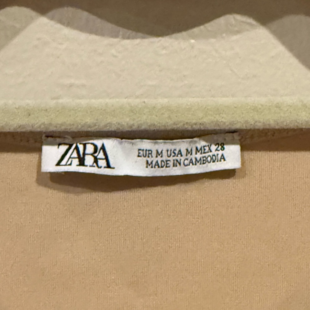 Zara Cream Asymmetrical Tank Top - Picture 4 of 4
